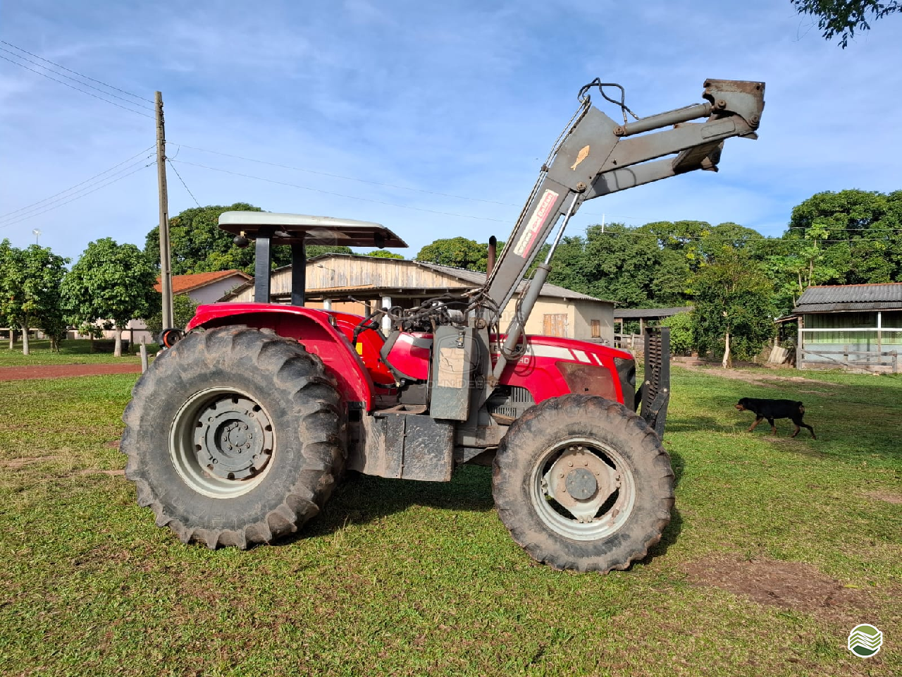TRATOR MASSEY FERGUSON MF 4292 Tração 4x4 Ciarama Máquinas - John Deere - Matriz PONTA PORA MATO GROSSO DO SUL MS